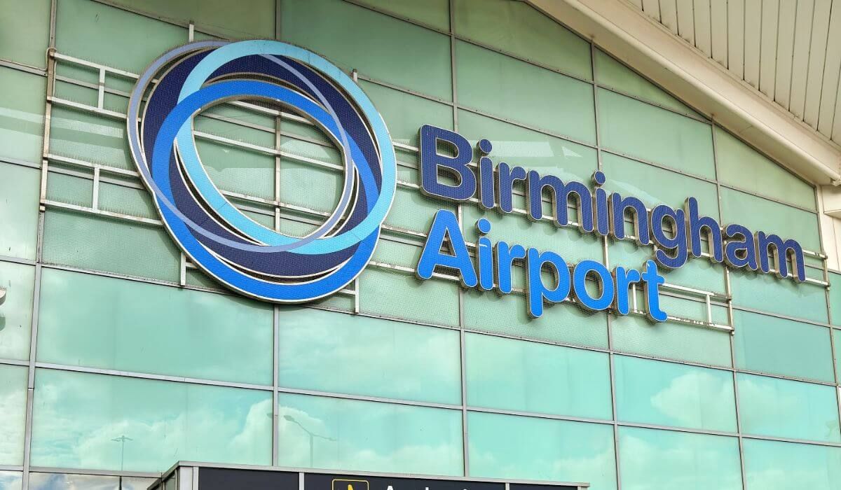 Airport transfer service to birmingham airport